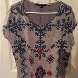 Forever 21 T-shirt